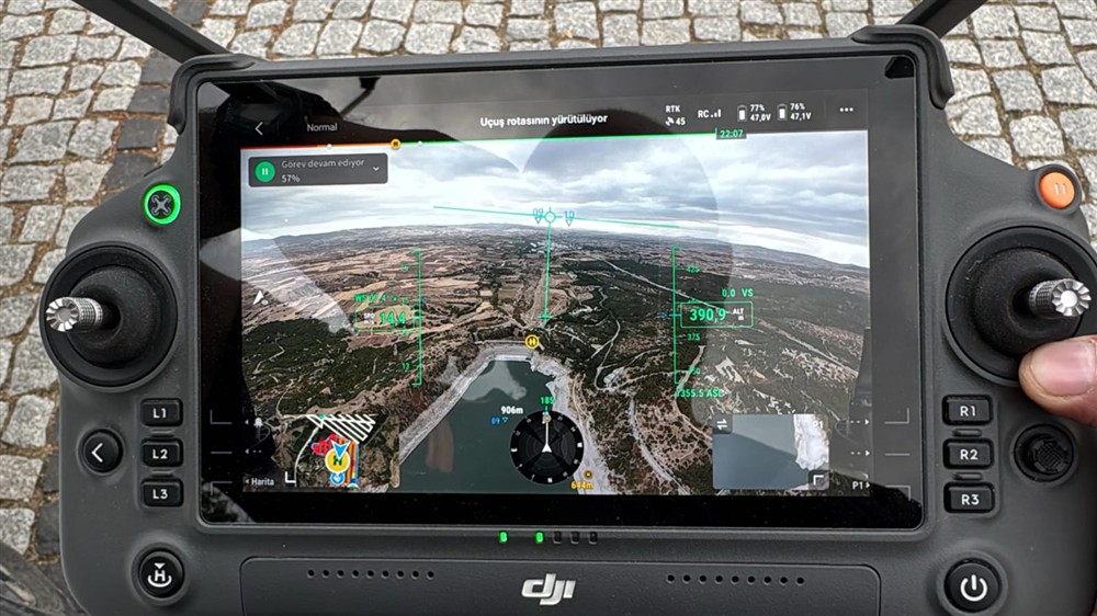 Monitoring a drone survey flight over a reservoir