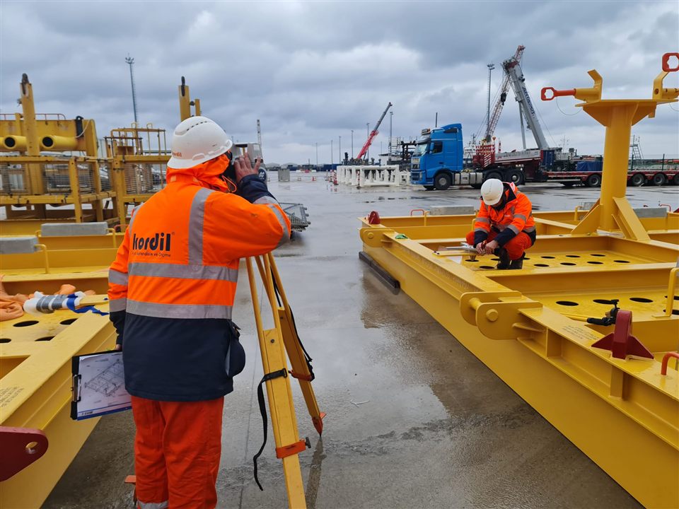 Kordil survey team carrying out fabrication control measurements