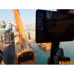 Deniz inşaatında kullanılan vinç veya kazık ekipmanı