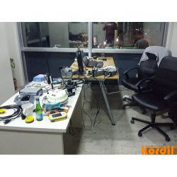 Saha çalışması için hazırlanmış ölçüm cihazları ve elektronik ekipman