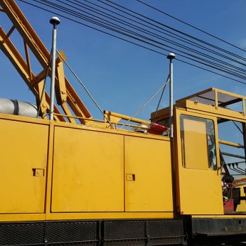 Deniz inşaatında kullanılan vinç veya kazık ekipmanı