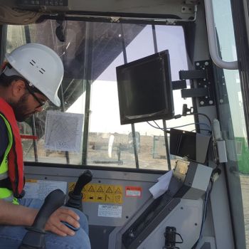 İzleme ekranlarıyla ölçüm ve makine yönlendirme ekipmanı