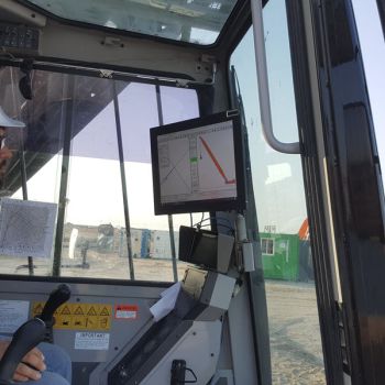 İzleme ekranlarıyla ölçüm ve makine yönlendirme ekipmanı
