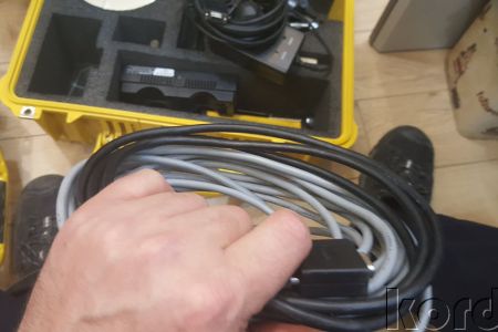 Trimble R8 Sabit ve Gezici + 35w UHF Set — GNSS ölçüm ekipmanı kabloları ve bağlantıları