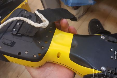 Trimble R8 Sabit ve Gezici + 35w UHF Set — GNSS ölçüm kontrol ünitesi ve el tipi ekipman