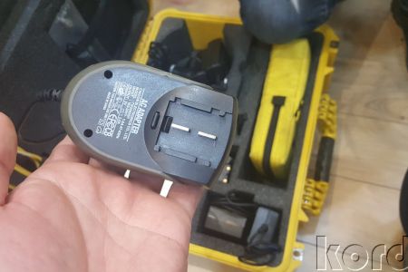 Trimble R8 Sabit ve Gezici + 35w UHF Set — GNSS ölçüm ekipmanı kabloları ve bağlantıları