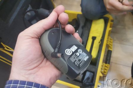 Trimble R8 Sabit ve Gezici + 35w UHF Set — GNSS ölçüm ekipmanı aksesuar detayı
