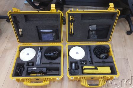 Trimble R8 Sabit ve Gezici + 35w UHF Set — Taşıma çantasında GNSS ölçüm seti ve aksesuarları